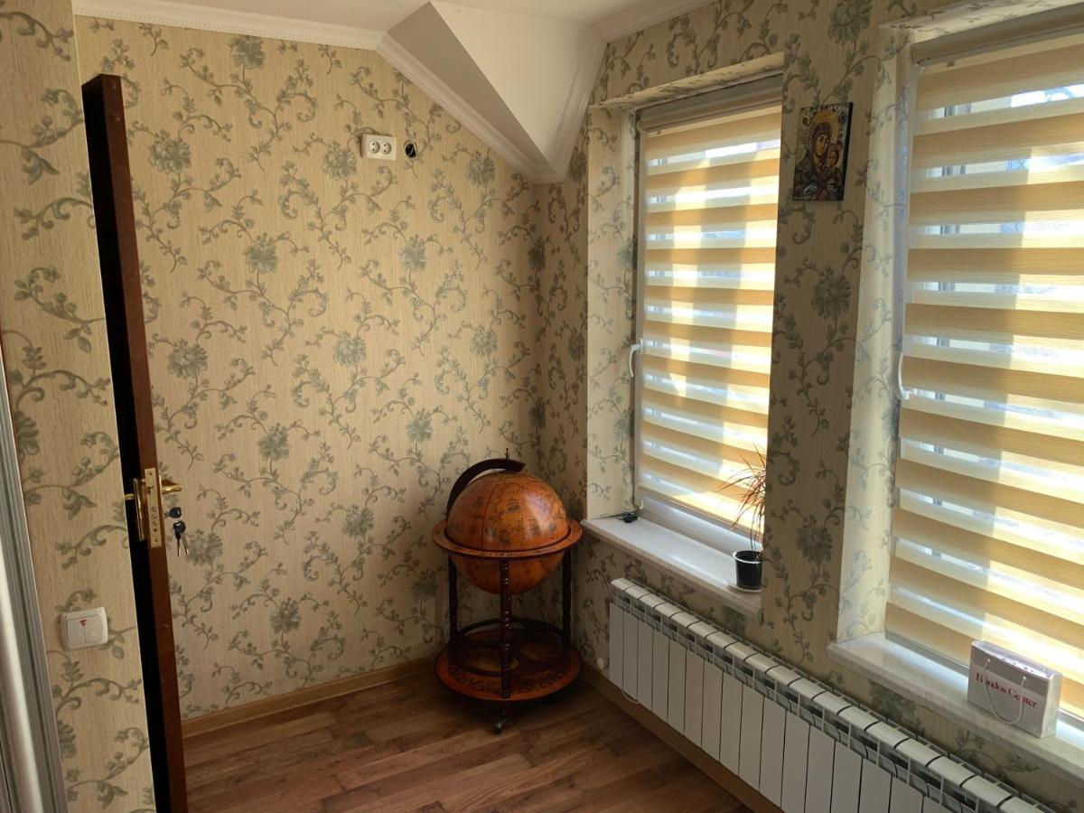 U Zubrytskyh Hotel Трускавец Екстериор снимка