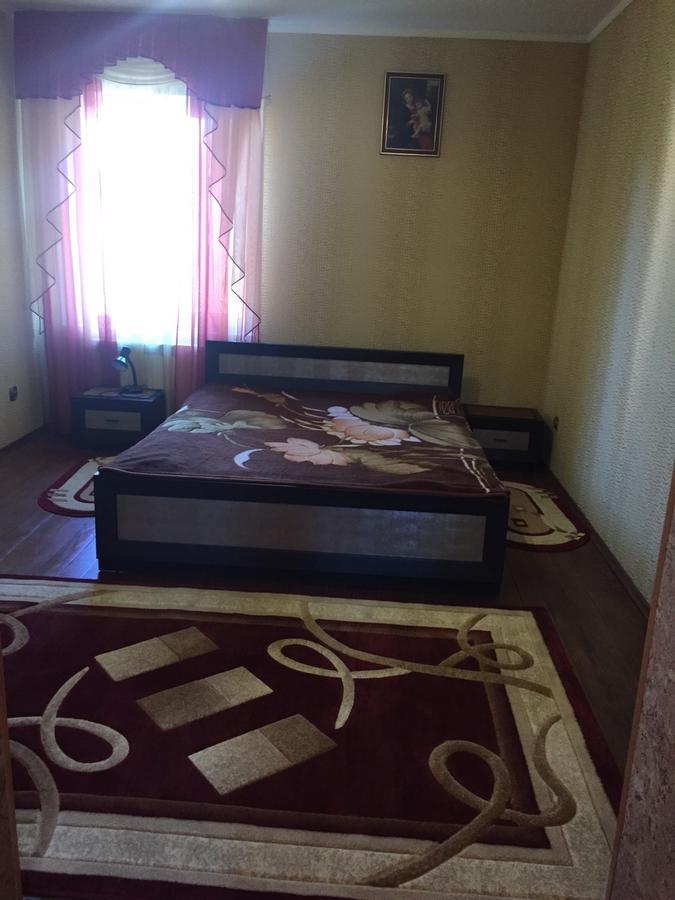 U Zubrytskyh Hotel Трускавец Екстериор снимка