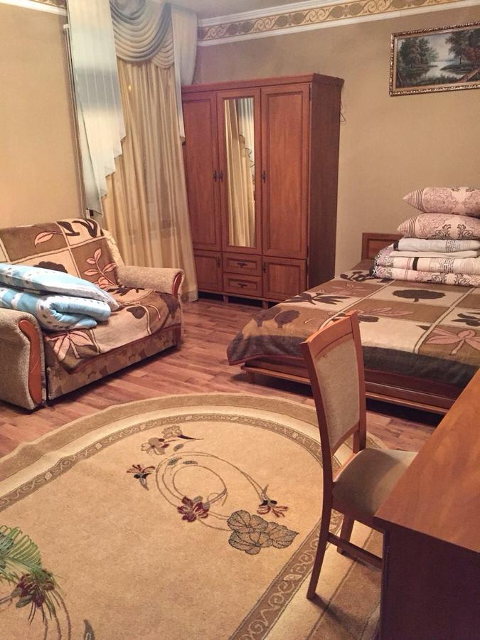 U Zubrytskyh Hotel Трускавец Екстериор снимка